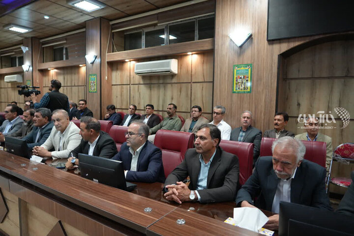 تصاویر | نشست رئیس جمهور با فعالان سیاسی و اجتماعی استان ایلام