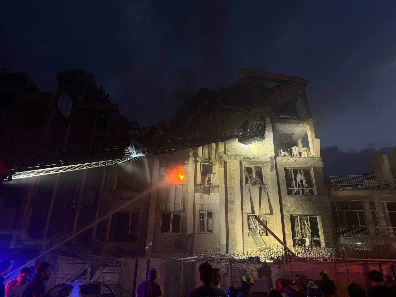 تصاویری از تخریب خانهای در شرق تهران