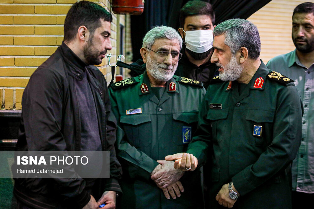 تصاویری از سرداران شهید حاجی زاده و باقری در کنار پزشکیان/ شمخانی و سردار قاآنی دوشادوش فرماندهان شهید سپاه