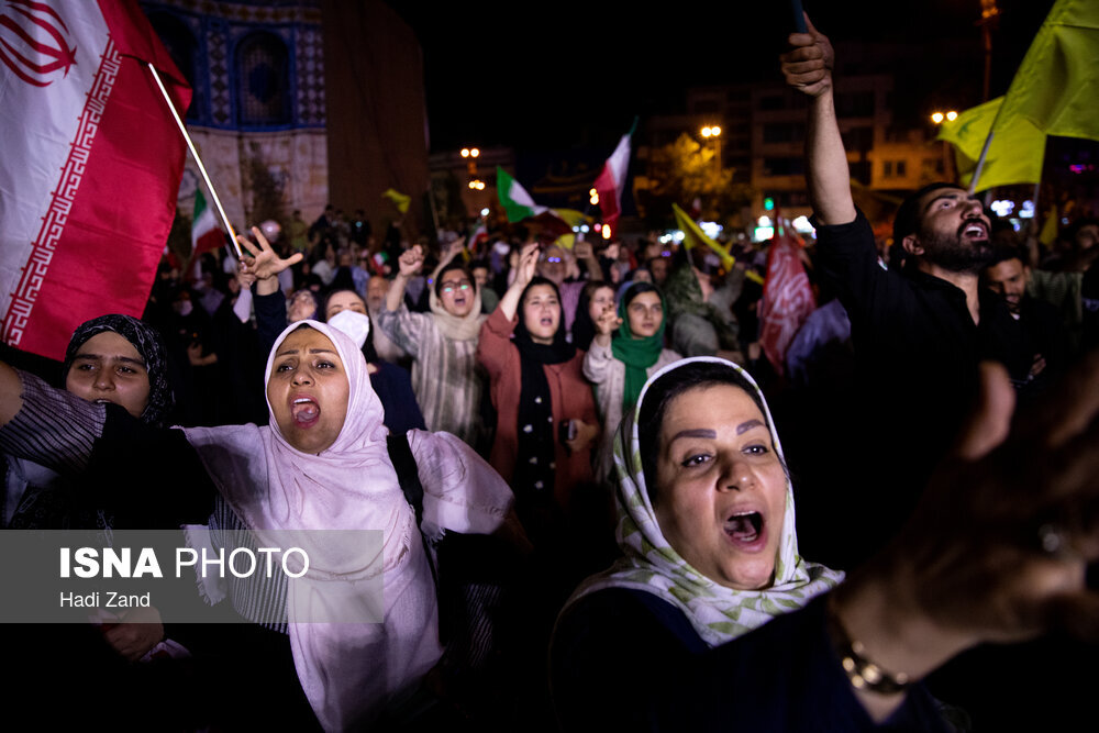 تصاویری از واکنش مردم به آغاز عملیات وعده صادق ۳