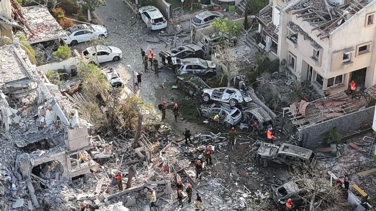 تصویری از ویرانی عظیم شهر ریشون لزیون اسرائیل توسط موشکهای ایران