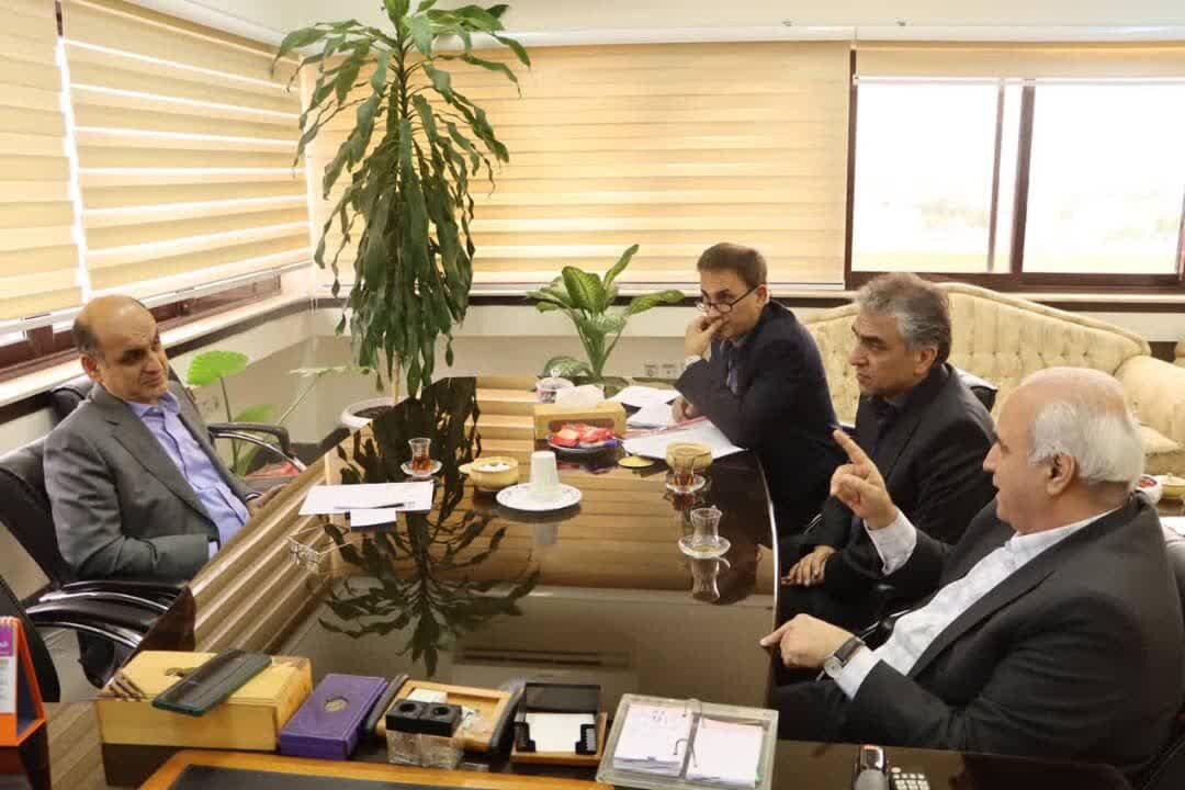 ی