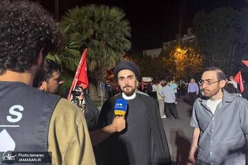 سید احمد خمینی:  برخی از ایرانی‌ها از نظام عصبانی هستند، اما مردم همیشه ایران را انتخاب کنند