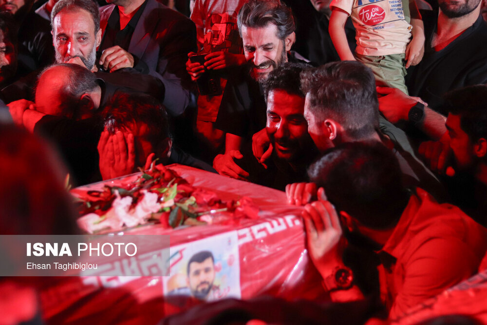 تصاویری از وداع مردم با شهدای حمله رژیم صهیونیستی به ایران