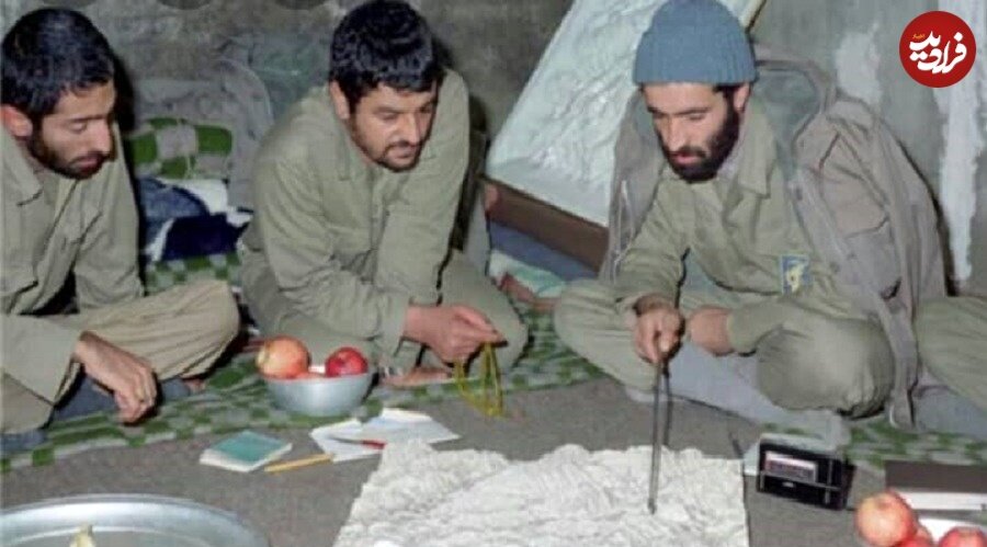 عکس/ فرمانده قرارگاه خاتم در جبهه؛ دهه ۶۰