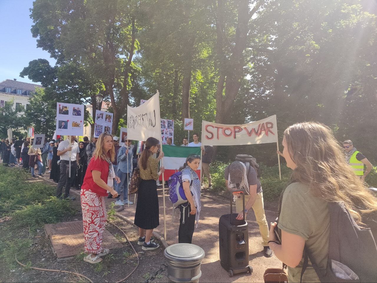 تجمع ضد جنگ مقابل سفارت اسرائیل در نروژ