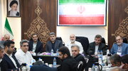 استاندار خوزستان: همدلی و نظارت داخلی راه مقابله با بحران‌های بازار است