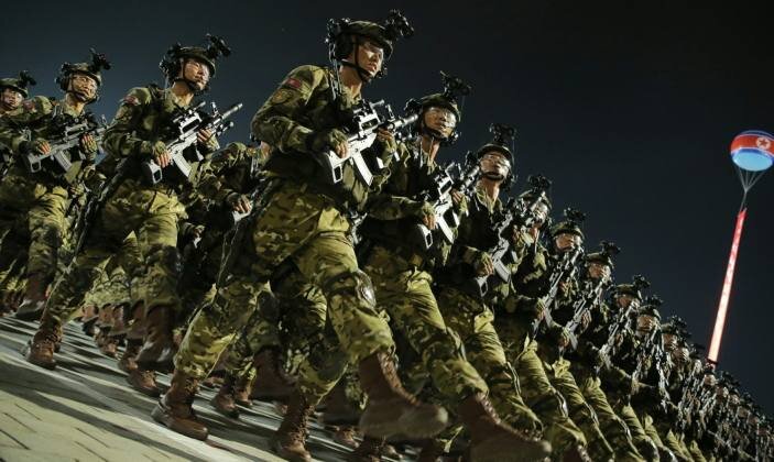 هزاران پیادهنظام متخصص کره شمالی به میدان نبرد اعزام شدند