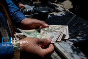 عبور بازار ارز از تلاطم جنگ/ دلار در چهارراه استانبول چند؟