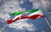 ببینید | برافراشته شدن پرچم جمهوری اسلامی ایران در حرم امام حسین (ع)