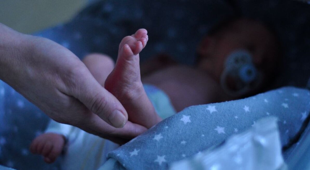 سلامت مادران باردار و نوزادان در شرایط جنگی