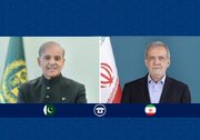مکالمه تلفنی نخست وزیر پاکستان با رئیس جمهور/ پزشکیان: ایران و همسایگانش نشان دادند توطئه‌های خارجی خللی در دوستی آنها ایجاد نمی‌کند