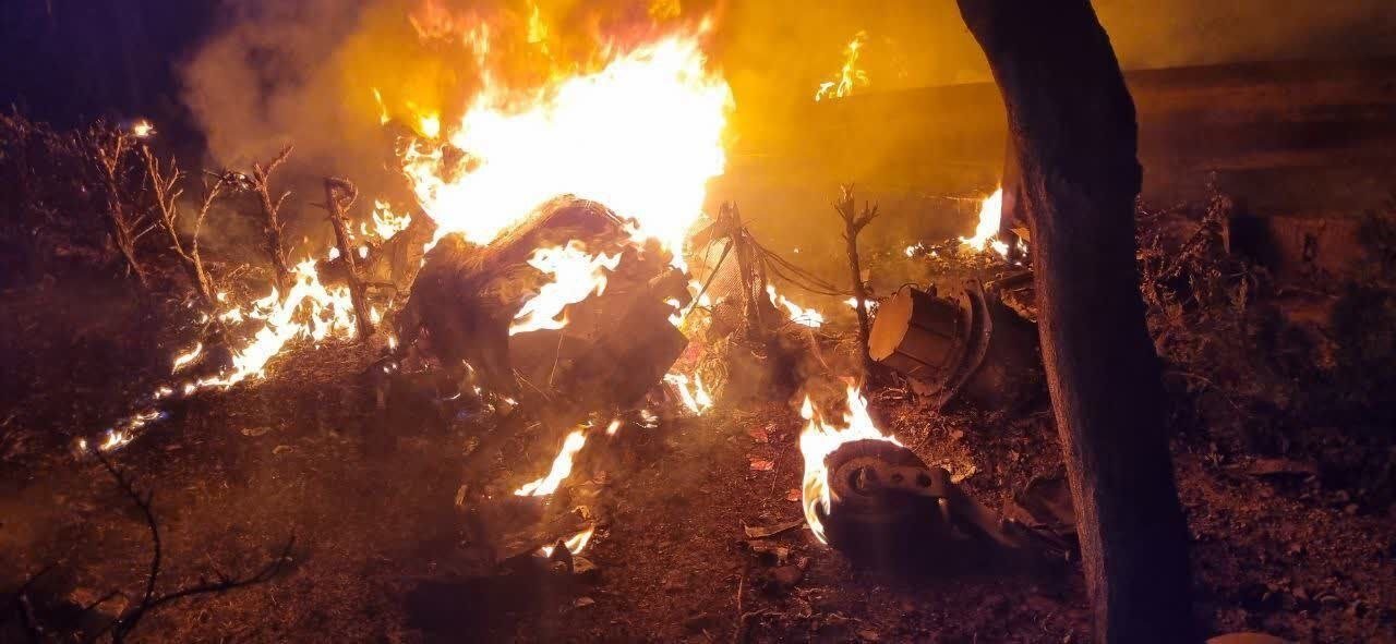 فعال شدن سامانههای پدافند هوایی در چندین نقطه از استان تهران/ تصویری از پدافند ساقط شده اسرائیلی در تهران