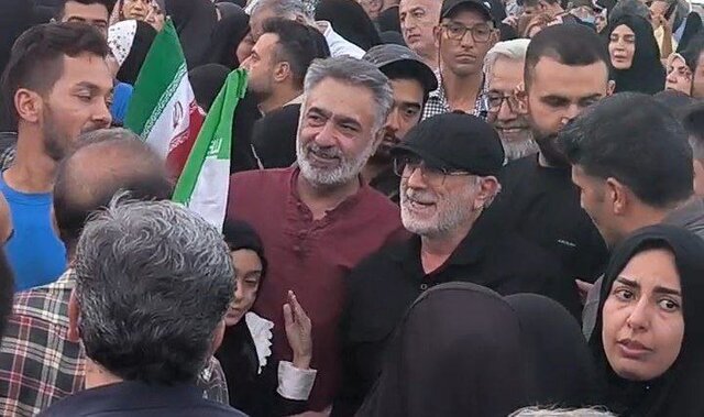 عکسی از سردار قاآنی در تجمع تقدیر از نیروهای مسلح در تهران