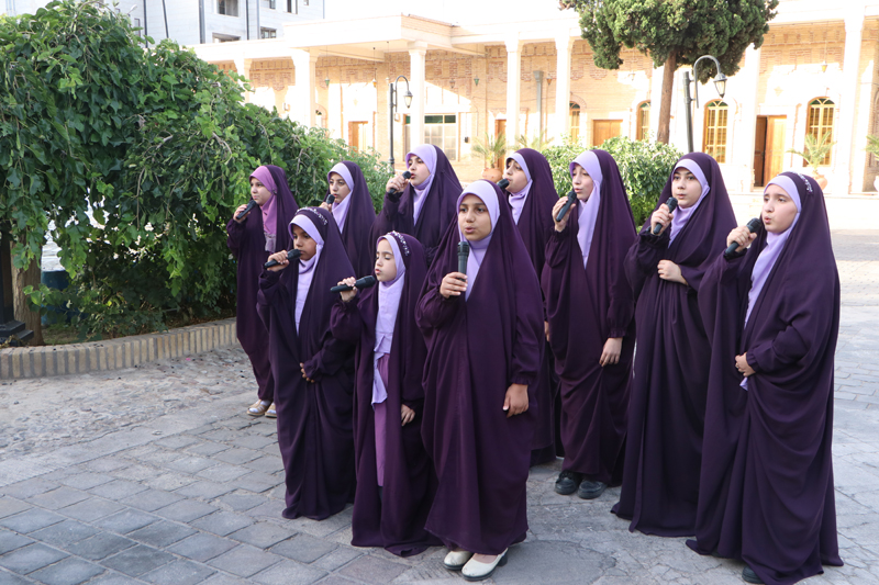 جلوههای عشق به ایران در گردهمایی هنرمندان تجسمی سمنان