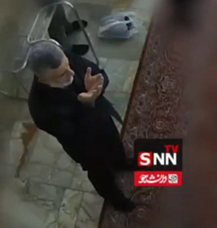 آخرین زیارت سردار حاجی زاده در شاهچراغ + تصاویر