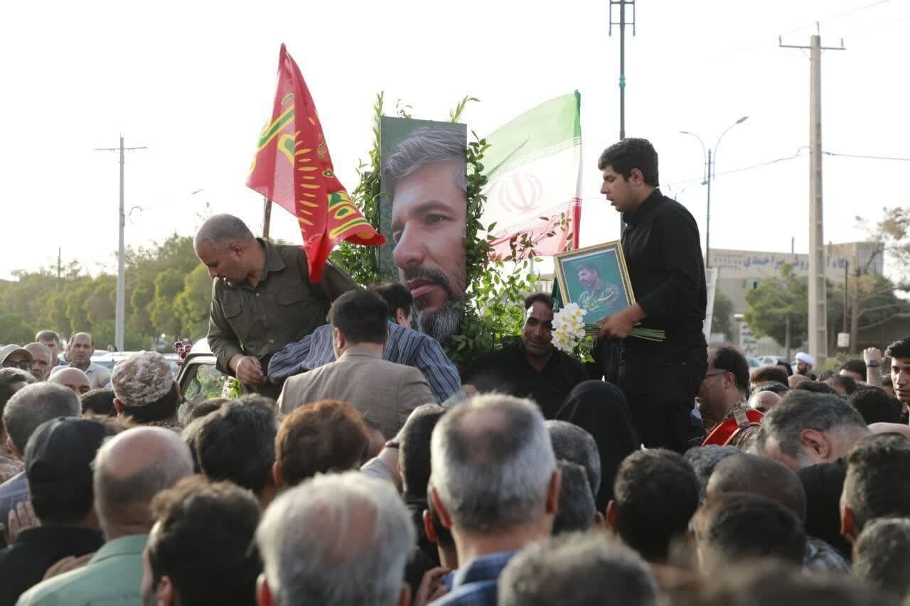 گزارش تصویری/ مراسم تشییع پیکر شهید والامقام حسین کمالی اردکانی گزارش تصویری/ مراسم تشییع پیکر شهید والامقام حسین کمالی اردکانی