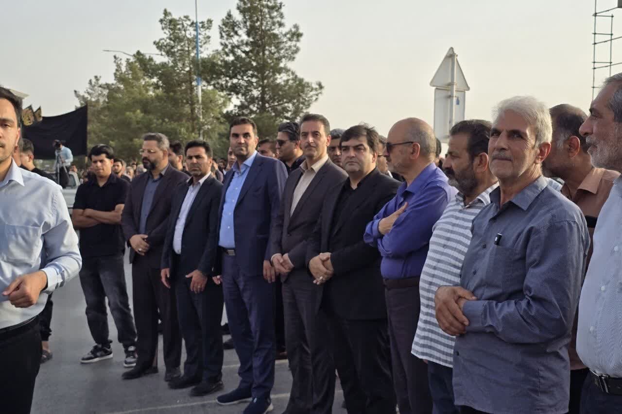 گزارش تصویری/ مراسم تشییع پیکر شهید والامقام حسین کمالی اردکانی گزارش تصویری/ مراسم تشییع پیکر شهید والامقام حسین کمالی اردکانی