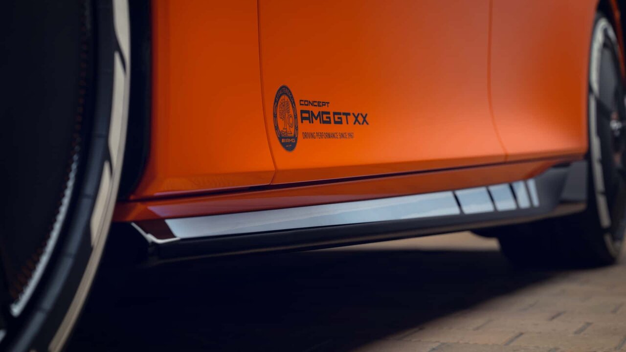 ماشین جدید مرسدس بنز که شبیه به ماهی کپور است! / عکس