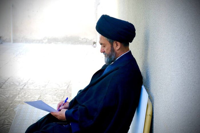 امام جمعه اردبیل: ترامپ سلطان دروغ است