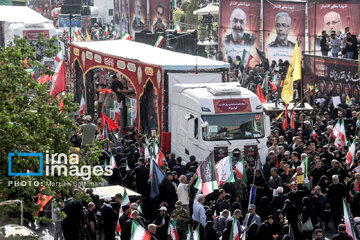 تصاویر دیگری از شمخانی در مراسم امروز تصاویر دیگری از شمخانی در مراسم امروز