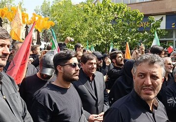 حضور مخبر، ضرغامی و چمران در مراسم تشییع شهدای حمله اسرائیل / دشمن تصور میکند با ترور نخبگان و فرماندهان ما میتواند ملت ایران را متوقف کند