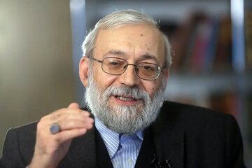فرق جواد لاریجانی با تلویزیون اینترنشنال که ذهن مردم را مشوش میکند چیست؟