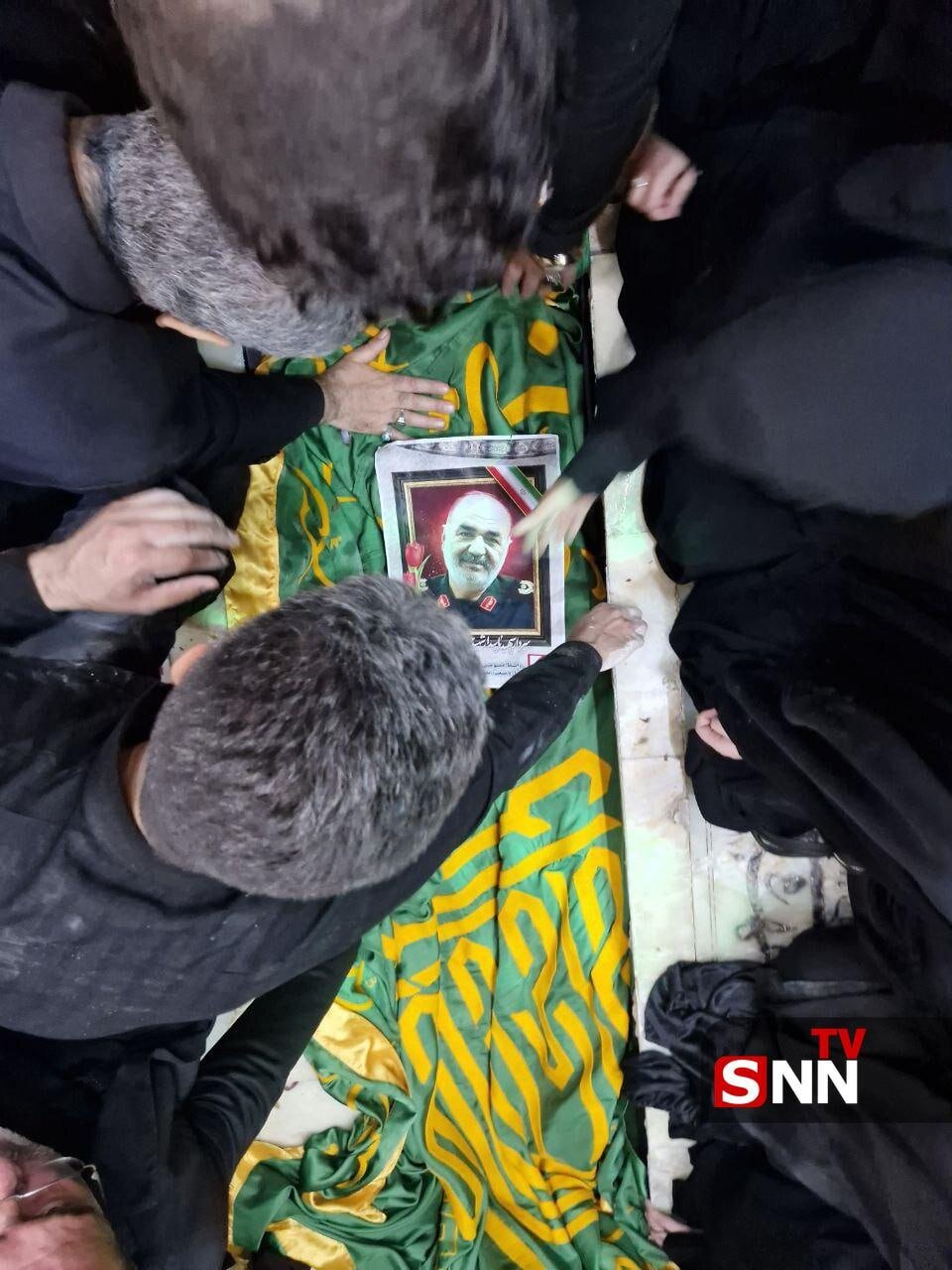 عکس | اولین تصویر از محل دفن سپهبد شهید حسین سلامی