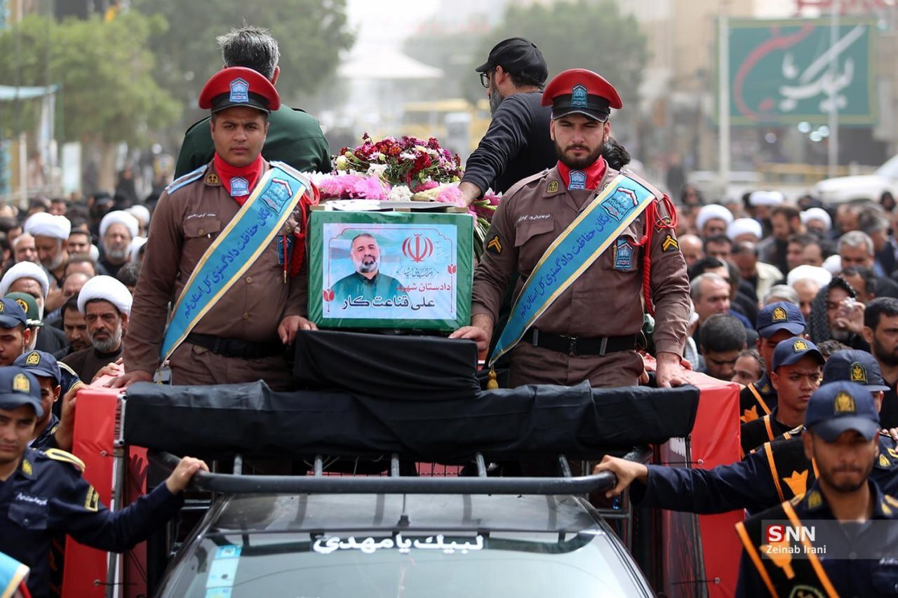 تشییع دادستان شهید در قم + تصاویر