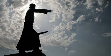 همسر رئیسعلی دلواری: برای وطن می‌ایستیم!