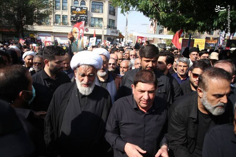 وداع باشکوه دزفول با سردار رشید؛ پیکر فرزند مقاومت در آغوش خاک وطن آرام گرفت