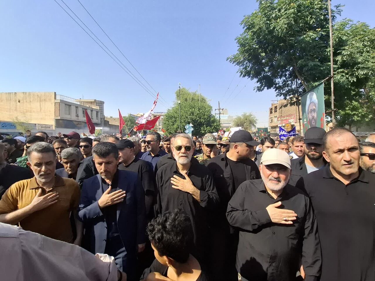 تصاویر | میراث رشید بر دوش مردم؛ تصاویری از بیعت دوباره در پایتخت مقاومت