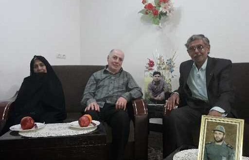 به علت بمبگذاری در محل جشنهای ۲۵۰۰ ساله پهلوی دستگیر شد