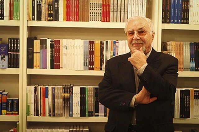 استادی که با وجود مشکلات، به خاطر دانشجویانش کار میکند 2