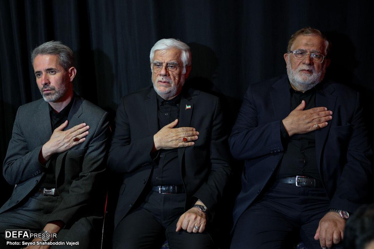 حضور چهره های مطرح در مراسم بزرگداشت سردار سپهبد شهید محمد باقری/ زاکانی با دست شکسته حاضر شد +تصویر