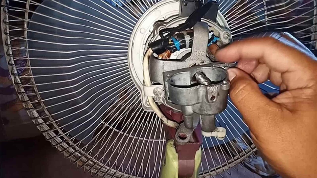 علت نچرخیدن پنکه ایستاده به چپ و راست