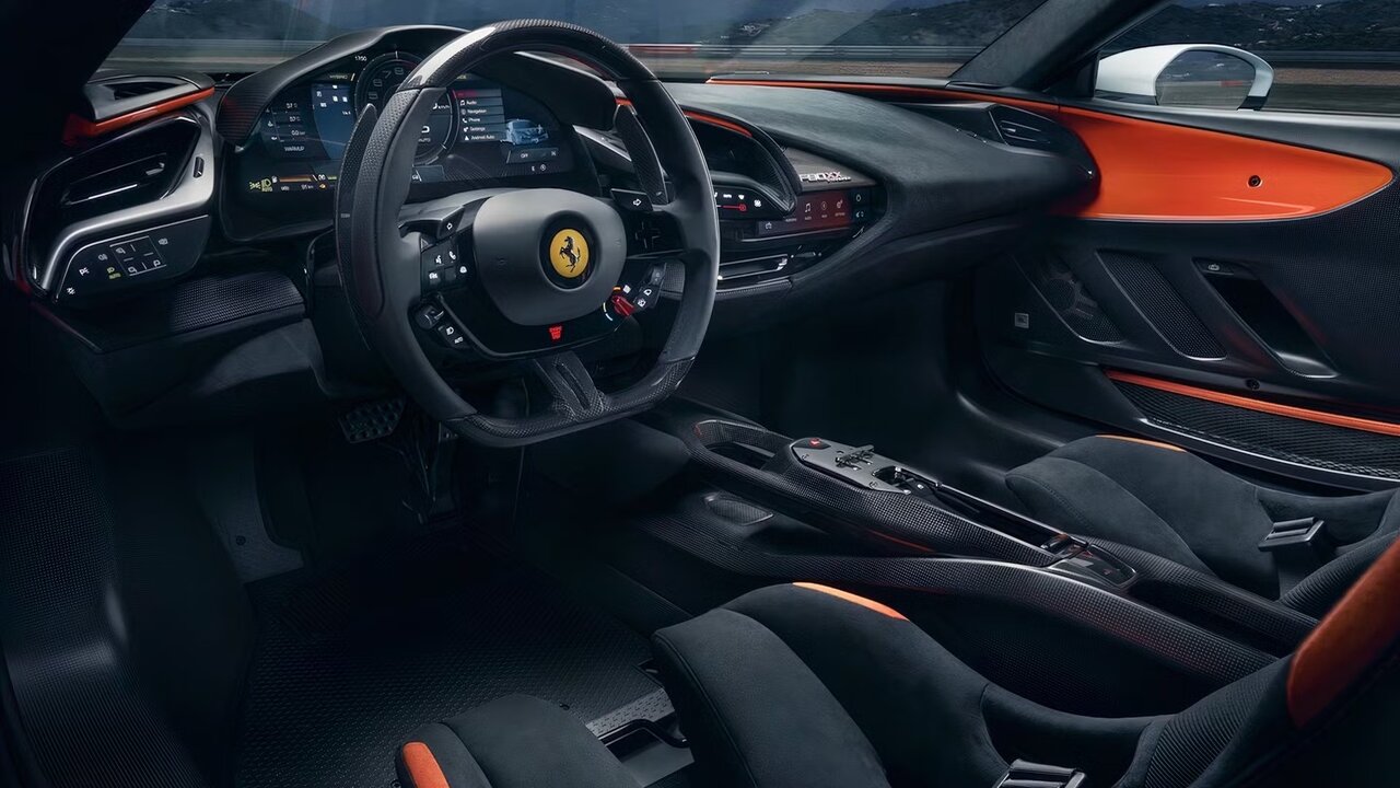 نگاه به ۱۰ خودروی رویایی سال ۲۰۲۵ / از رولزرویس فانتوم تا بوگاتی ۴ میلیون دلاری / عکس