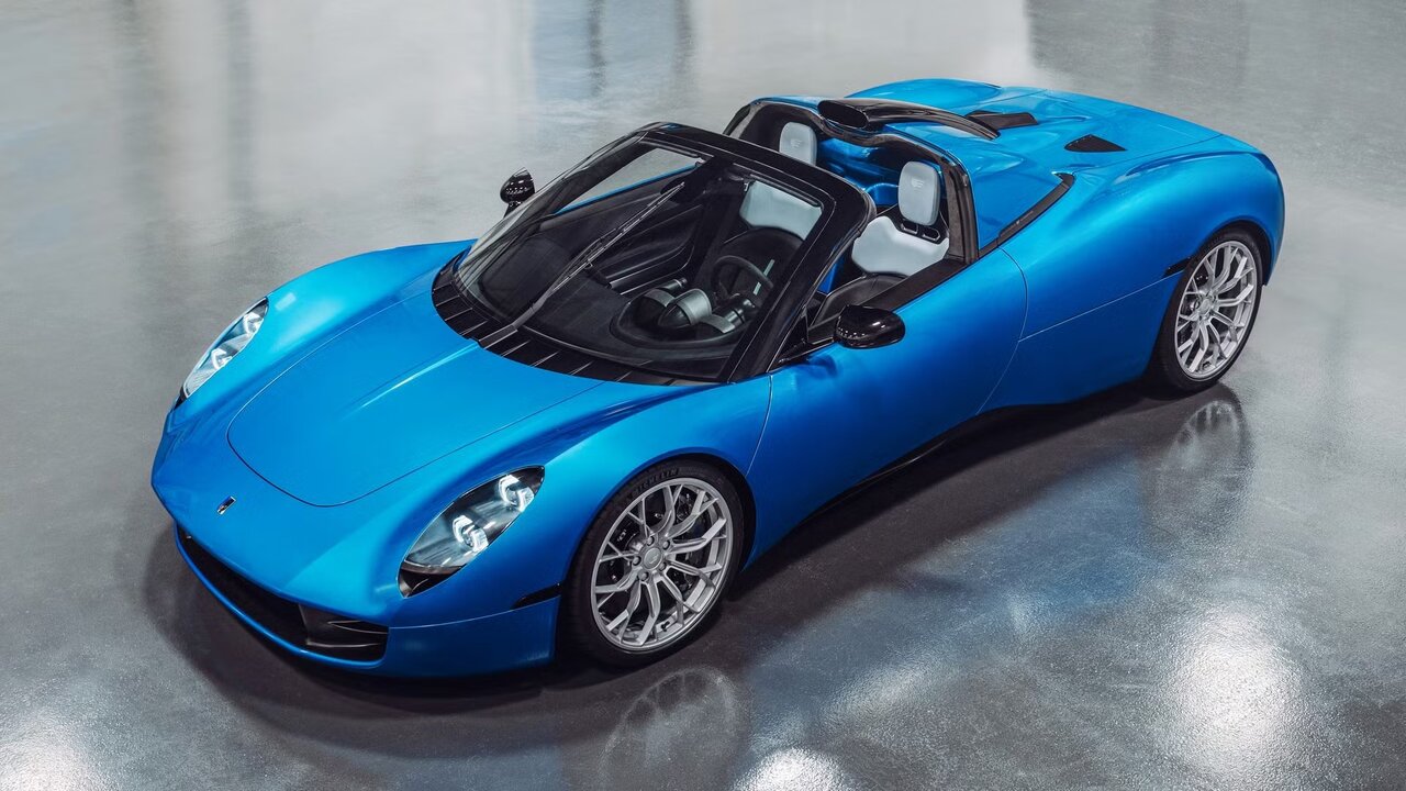 نگاه به ۱۰ خودروی رویایی سال ۲۰۲۵ / از رولزرویس فانتوم تا بوگاتی ۴ میلیون دلاری / عکس