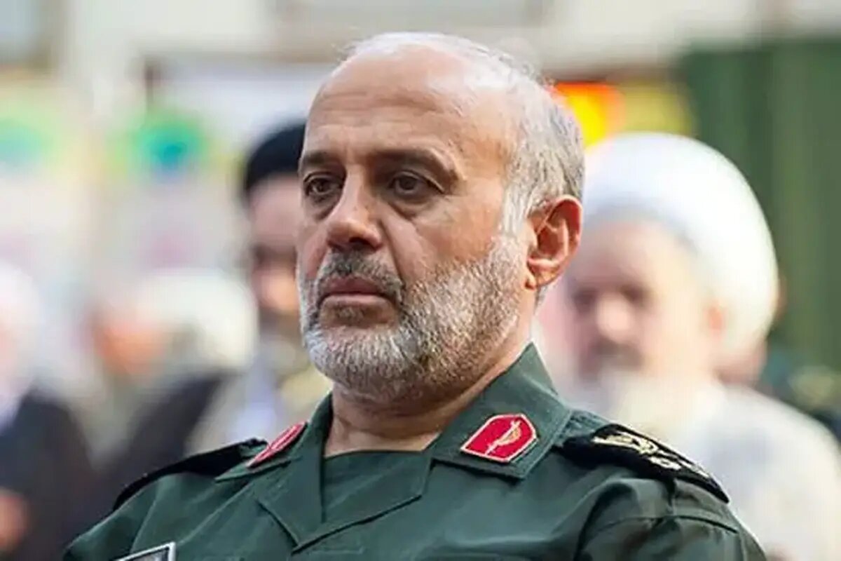 شهید رشید هنگام اصابت موشک به خانه، کجا حضور داشت؟/ دختر سردار رشید: اینکه گفتند پدرم در جشن های ۲۵۰۰ ساله بمبگذاری کرده، اشتباه بود و من را آزرده کرد