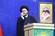 امام‌جمعه اردبیل: تشییع باشکوه شهدا پیام بزرگی برای دشمن داشت