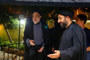 ببینید |  تصاویری از حضور سید محمد خاتمی در مراسم عزاداری شب تاسوعا دارالزهرا(س)