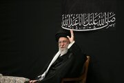 تصاویری از لحظه ورود رهبرانقلاب به حسینیه امام خمینی