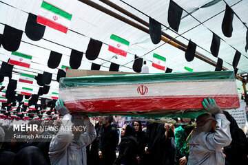 پیکر شهید سردار «اسلام احمدی علیایی» در ملارد تشییع شد
