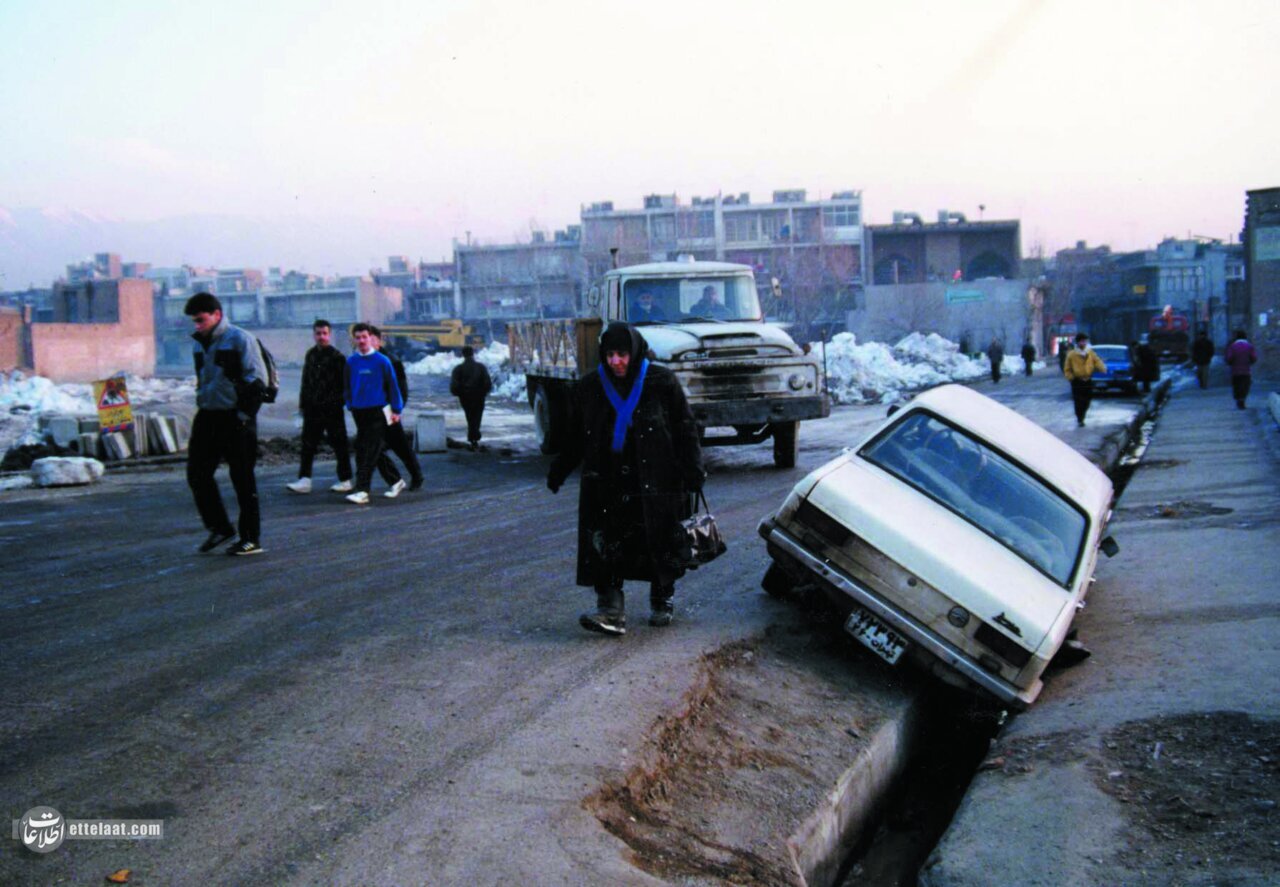 تصادفات عجیب و جالب در تهران دهه شصت/ عکس