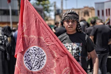 طنین اشک و ارادت در ایلام؛ عزاداری باشکوه مردم در روز عاشورا