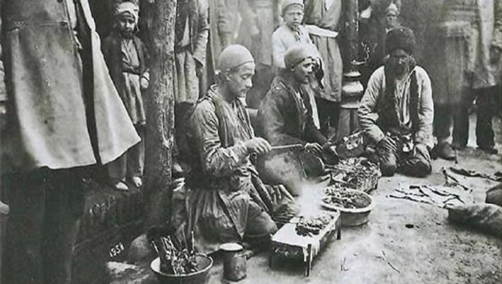 روضهخوانی قجری؛ از سینهزنی داشها تا آش شلهقلمکار خیرالنسا