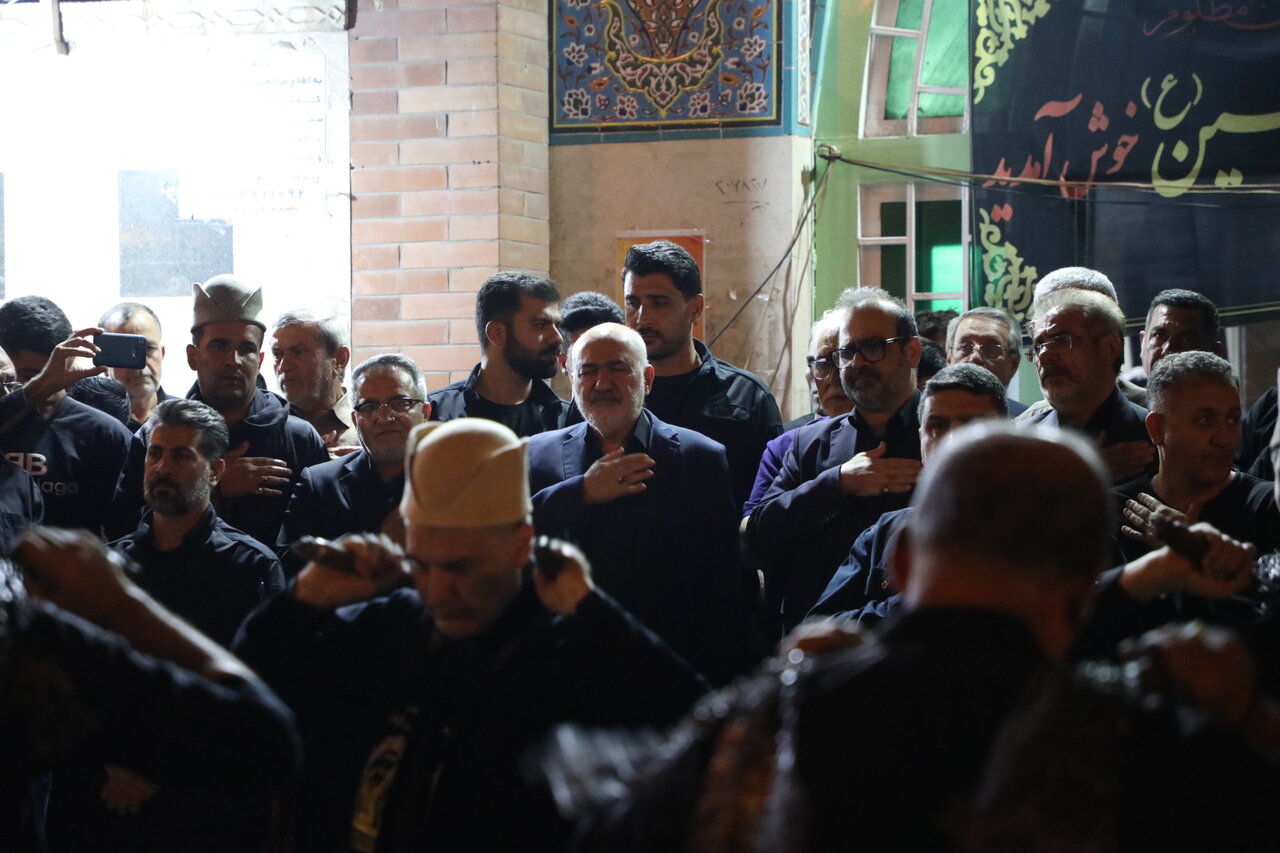 تصاویر | حضور استاندار خوزستان در عزاداری شب عاشورا؛ از حصیرآباد تا هیئتهای خرمشهری و قشقایی