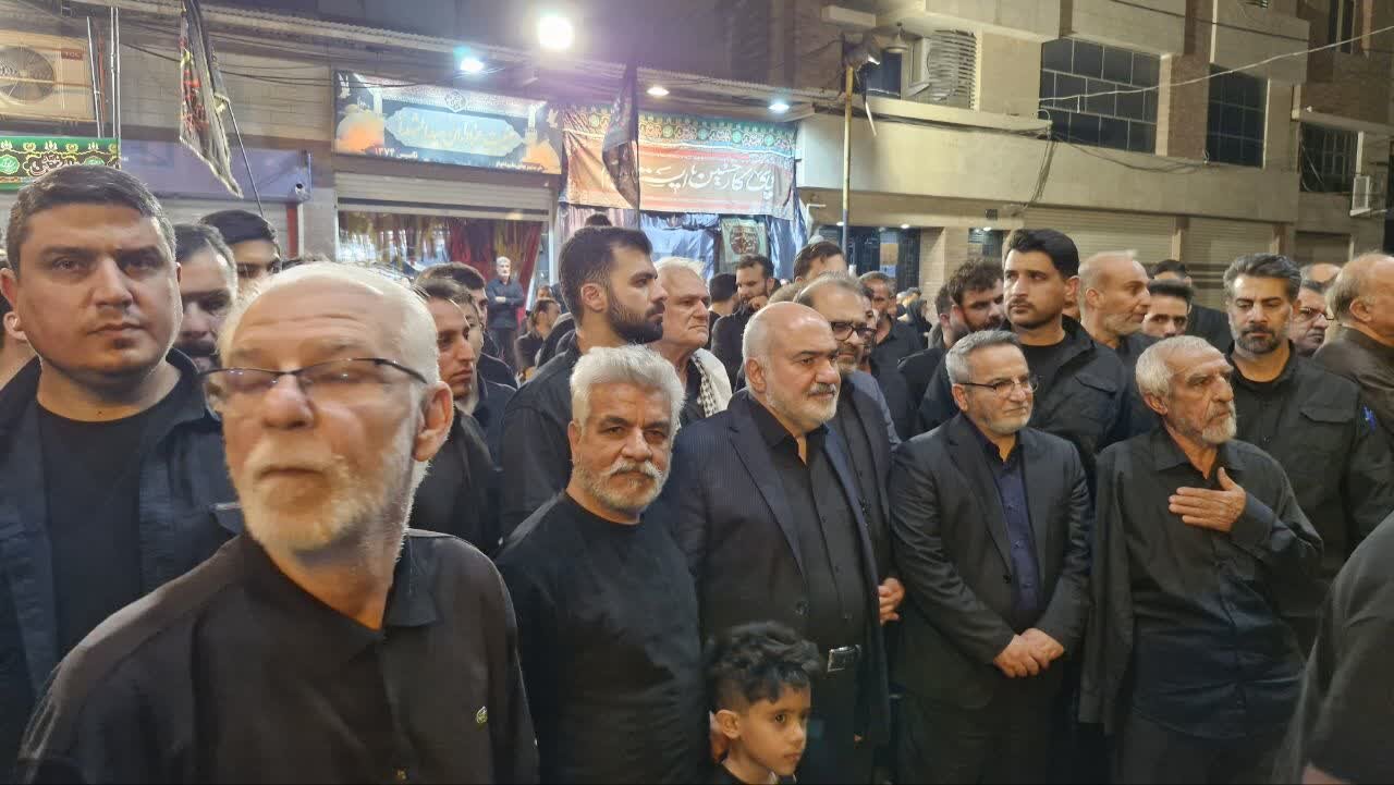 تصاویر | حضور استاندار خوزستان در عزاداری شب عاشورا؛ از حصیرآباد تا هیئتهای خرمشهری و قشقایی