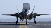 ببینید | نمایش مکانیزم بکار رفته در نازل جنگنده F-35B برای تیک آف عمودی