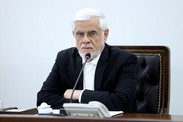 هشدار عارف به محتکرین: انبار پر از کالا را در صورت نیاز، باز میکنیم